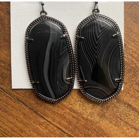 SOLD Kendra Scott Danielle BBA - Picture 1 of 3